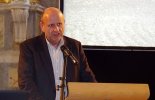 Dr. Rolf Tenholtern vertrat den erkrankten Helmut Ballmann vom LfULG und stellte Ansätze für mehr Arten- und Biotopschutz in der sächsischen Agrarlandschaft vor.  | Foto: Ina Ebert | NABU Sachsen