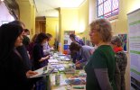 Gut besucht waren die Infostände von NABU und BUND.  | Foto: Ina Ebert | NABU Sachsen